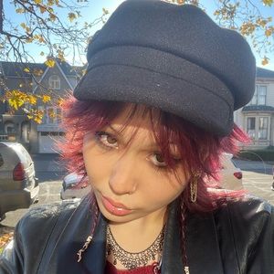 Meet your Posher, Bijou